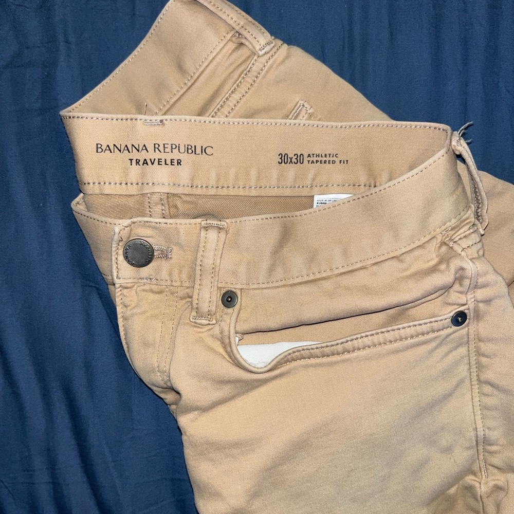Men’s Banana Republic Traveler Pant - khaki 30x30